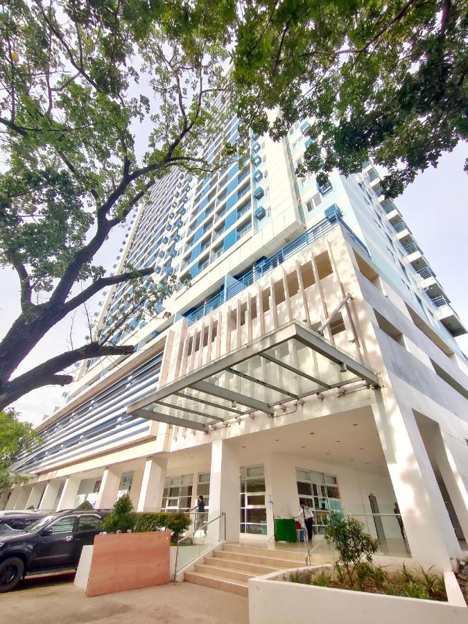 Quince Studio W/ Balcony Orochi Staycation Ph At Loop Tower Cdo Cagayan de Oro Eksteriør billede
